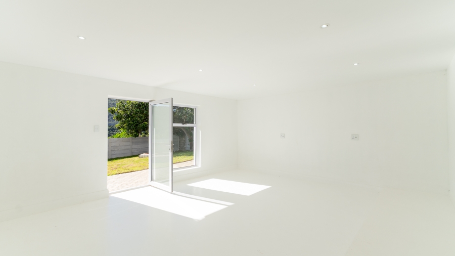3 Bedroom Property for Sale in Hersham Western Cape